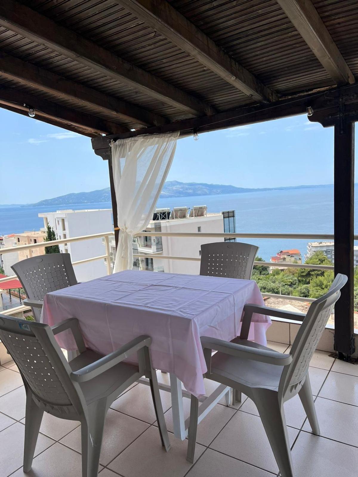 Luna Vista Apartment *